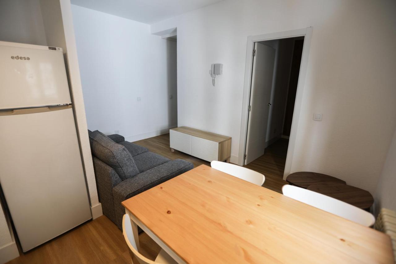 Ferienwohnung Apartamento Ballesta Madrid Exterior foto