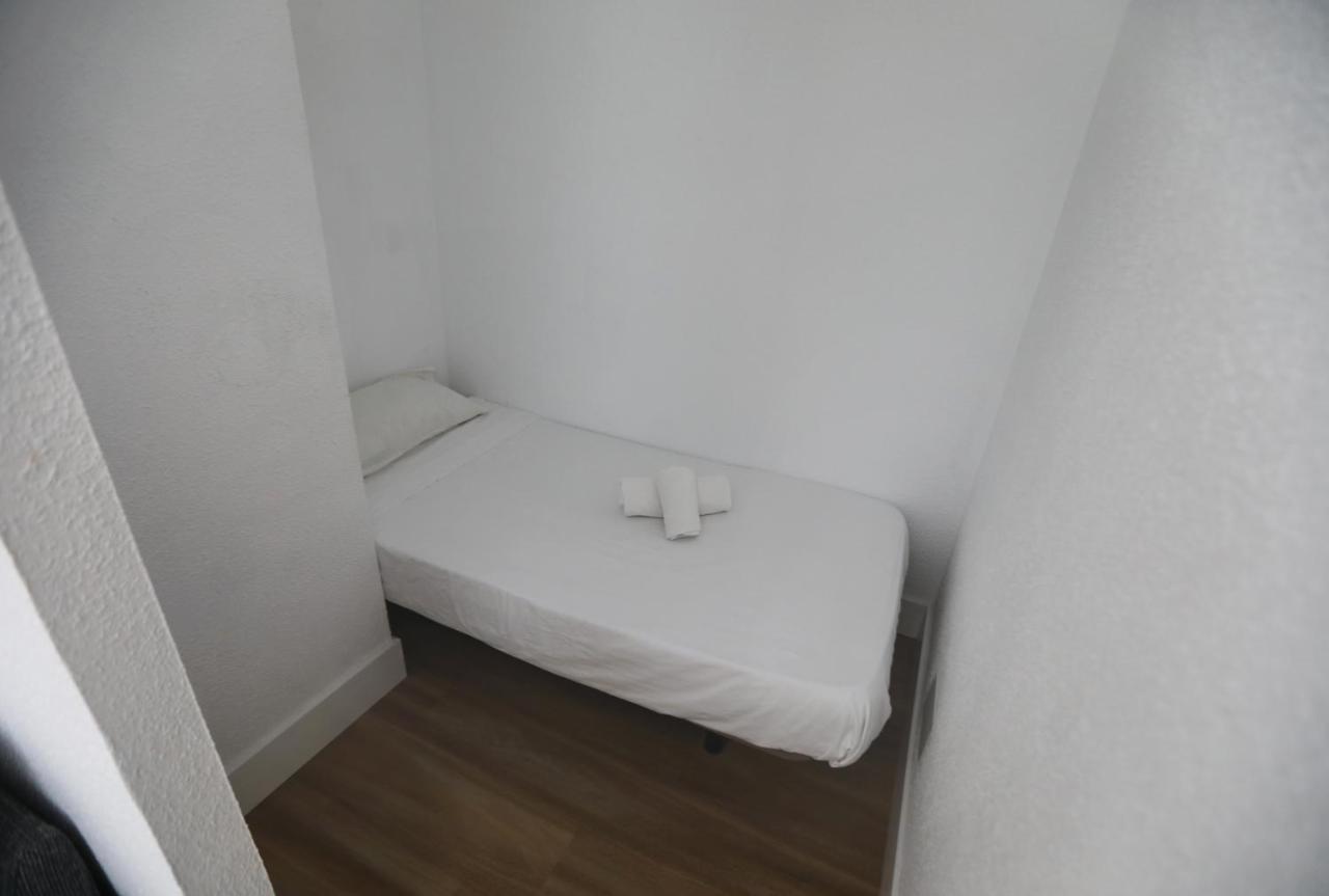 Ferienwohnung Apartamento Ballesta Madrid Exterior foto