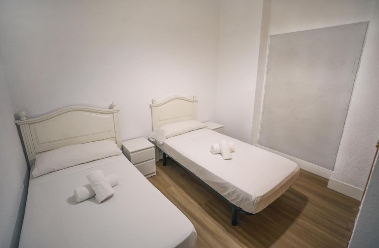 Ferienwohnung Apartamento Ballesta Madrid Exterior foto